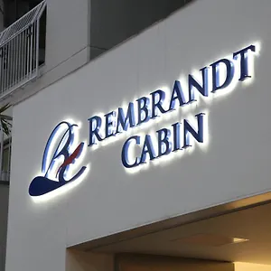 Rembrandt Shinjuku Shin-okubo Hotel a capsule